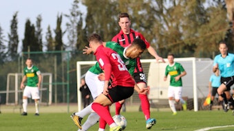 Keanan Bennetts traf im Testspiel gegen den SC Freiburg zum 2:1.