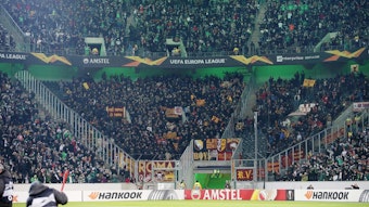 Der Fans der AS Rom verzichteten im Europa-League-Spiel bei Borussia Mönchengladbach überwiegend auf den Support.