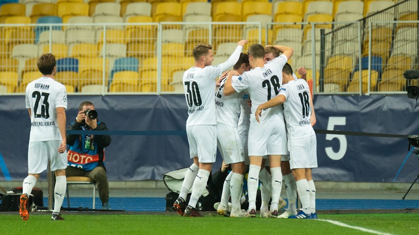 Borussia Mönchengladbach beim Torjubel beim Champions-League-Spiel gegen Schachtar Donezk in Kiew.
