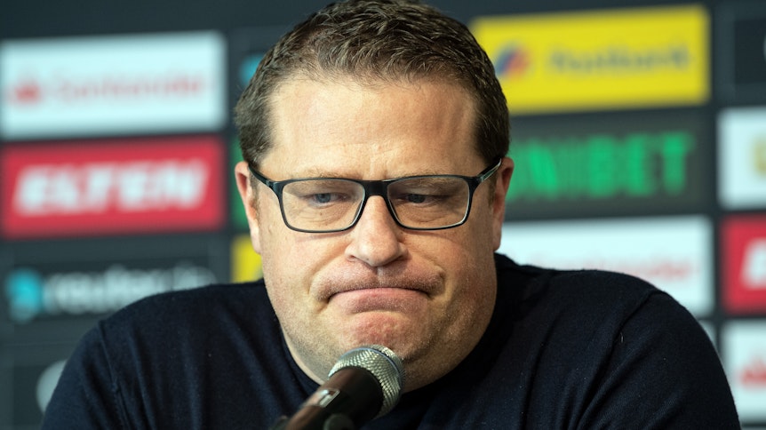 Borussias Sportdirektor Max Eberl bei einer Pressekonferenz am 02.04.2019.