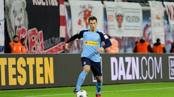 Stefan Lainer trifft bei Fortuna Düsseldorf auf Valon Berisha. Beide kennen sich aus gemeinsamen Zeiten bei RB Salzburg.