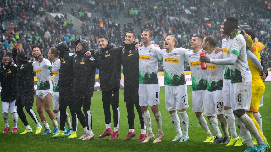 Nach dem 5:1-Sieg gegen den FC Augsburg in der Hinrunde konnten die Fohlen den zwischenzeitlichen Sprung an die Tabellenspitze feiern.