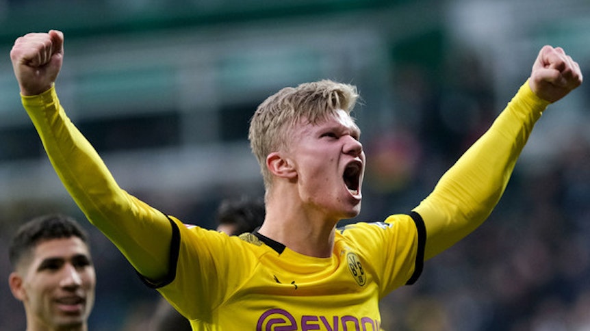 Erling Haaland bejubelt eines seiner bereits neun Tore für Borussia Dortmund in der Bundesliga.