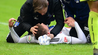 Gladbach-Leihgabe Jordan Beyer erlitt am Samstag eine Gehirnerschütterung beim Spiel des HSV gegen Jahn Regensburg.