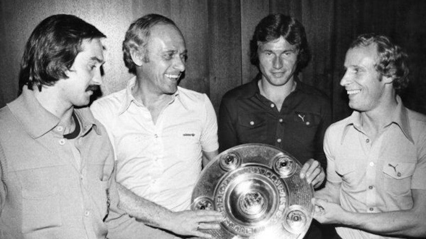 Uli Stielike, Trainer Udo Lattek, Jupp Heynckes und Berti Vogts feierten in den 70ern zahlreiche Titel mit Borussia Mönchengladbach.