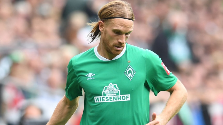 Die Leihe von Michael Lang zu Werder Bremen läuft bald aus. Dann könnte der Schweizer vorerst wieder zu Borussia Mönchengladbach zurückkehren.