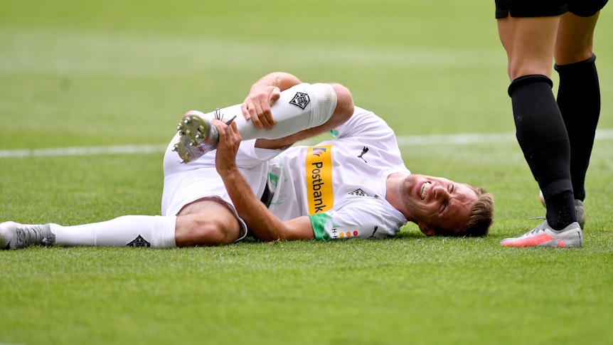 Patrick Herrmann von Borussia Mönchengladbach musste gegen Hertha BSC Berlin nach einer Stunde verletzungsbedingt vom Platz.