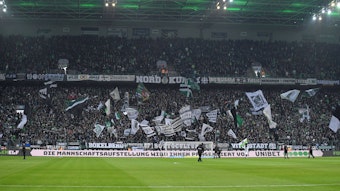Die Nordkurve im Borussia-Park, hier stehen die treuesten Fans von Borussia Mönchengladbach – und darunter auch Tausende Mitglieder.