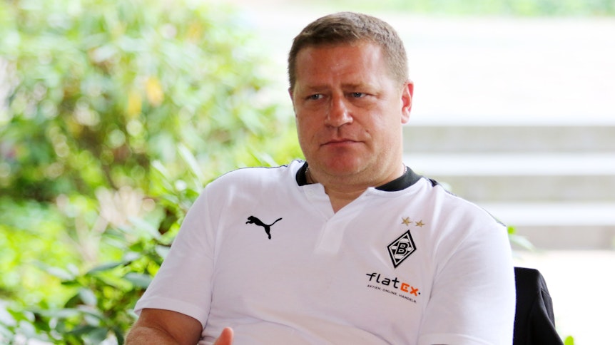Borussia-Manager Max Eberl hatte bei der Debatte um eine Zuschauer-Rückkehr in der Bundesliga zu Demut geraten. Von Union-Klubchef Dirk Zingler muss er sich deshalb nun ebenfalls Kritik gefallen lassen.