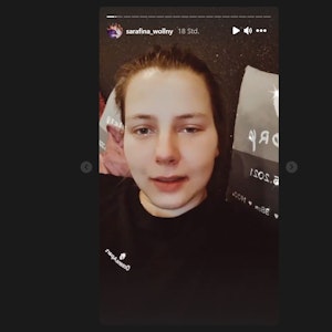 Eine sichtlich erschöpfte Sarafina Wollny hält ihre Fans auf Instagram in einem Video über den Zustand ihrer beiden Söhne auf dem Laufenden.