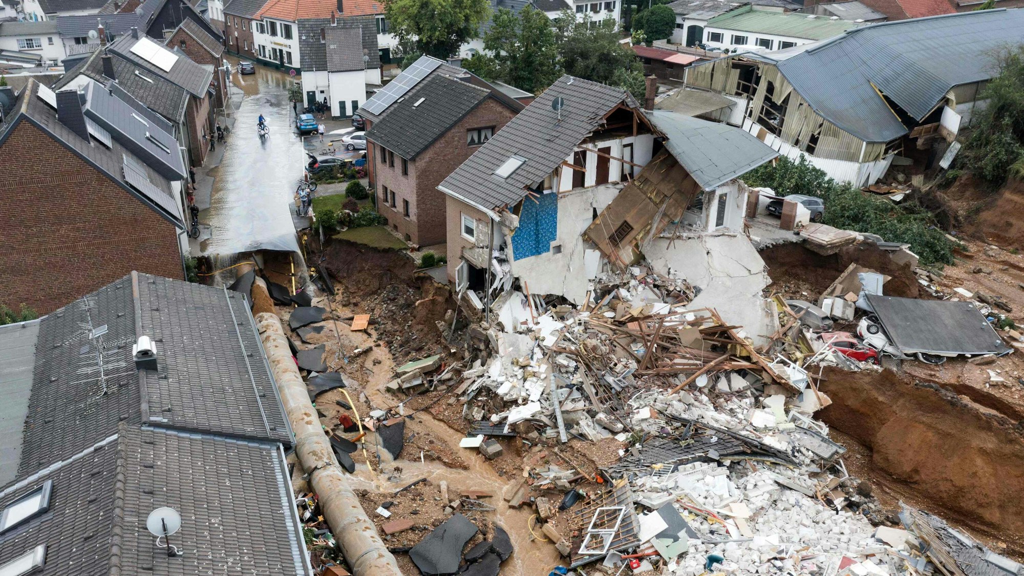Zerstörte Häuser in Erftstadt-Blessem.