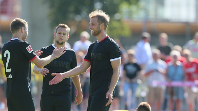 Sebastian Andersson trifft für den 1. FC Köln gegen den FC Schaffhausen.