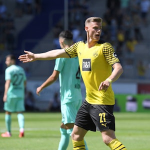 Steffen Tigges während eines testspiels von Borussia Dortmund gegen den VfL Bochum 1:3.