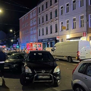 Nach der Bluttat an der Zülpicher Straße hat die Polizei einen neuen Verdächtigen.