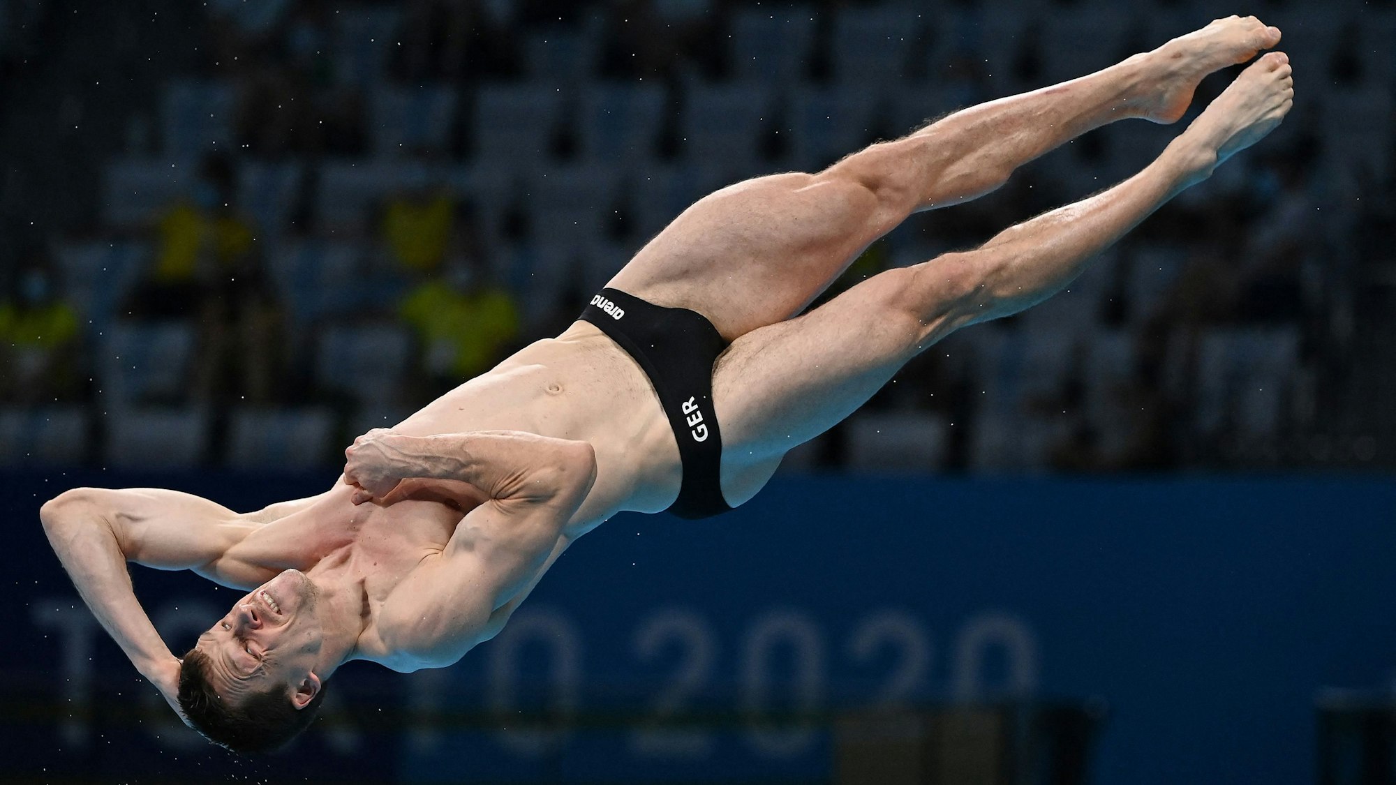Patrick Hausding springt im Vorkampf der Wasserspringer bei Olympia.