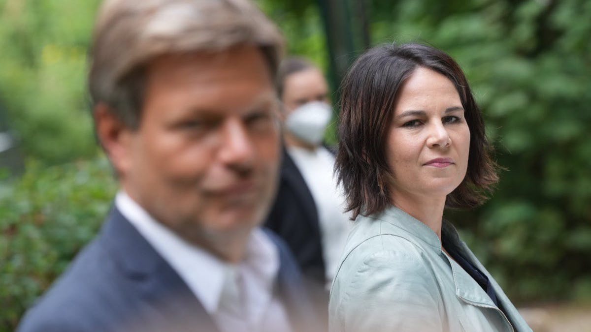 Annalena Baerbock, und Robert Habeck stellen am 03.08.2021 in Biesenthal das „Klimaschutz-Sofortprogramm“ ihrer der Grünen vor.