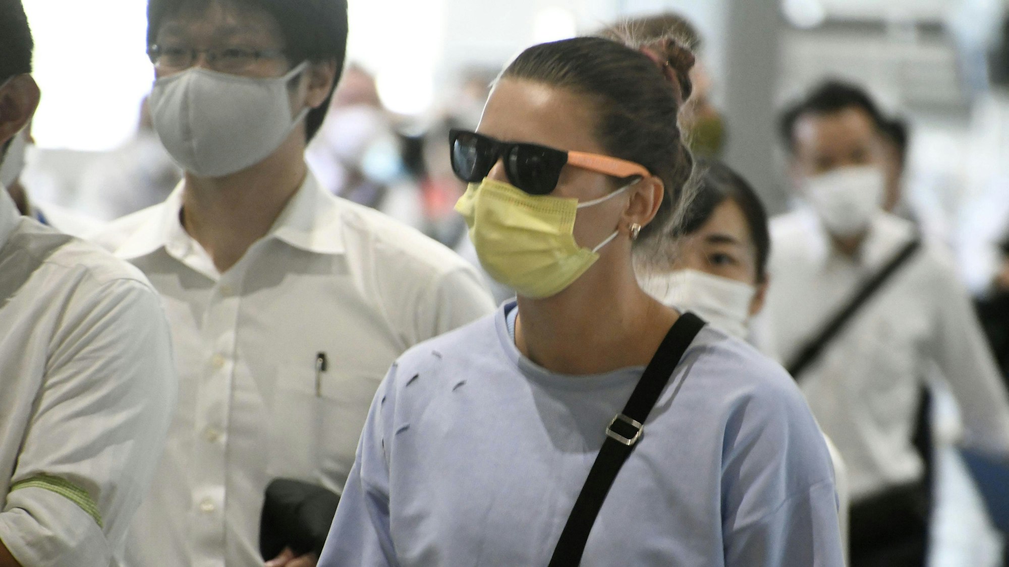 Kristina Timanowskaja am 4. August am Flughafen von Narita