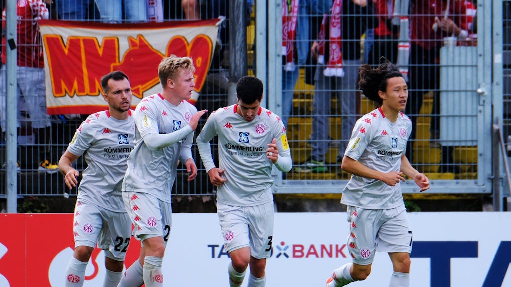 Pokalduell SV Elversberg - 1. FSV Mainz 05 in der Ursapharm-Arena.