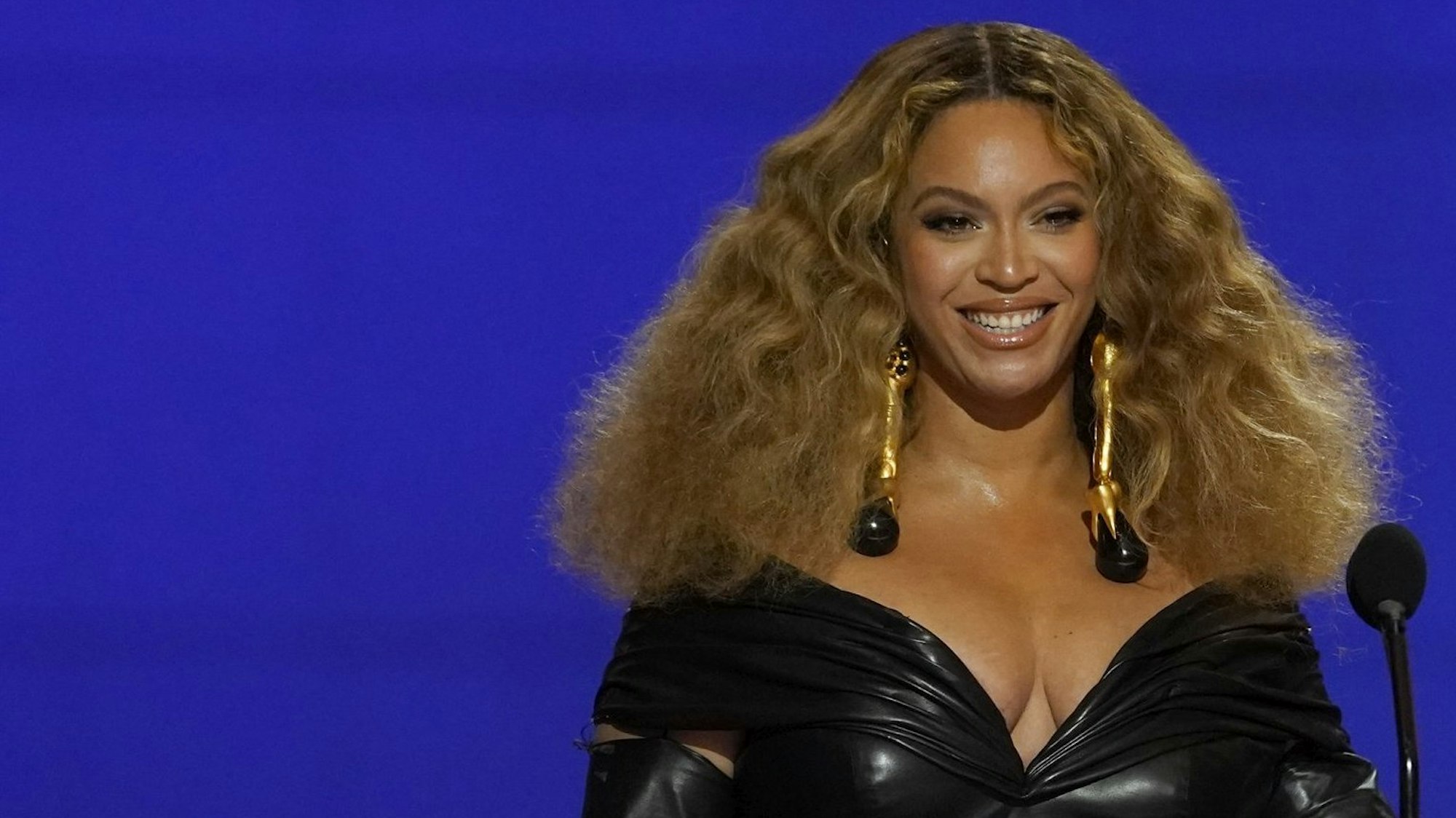 Sängerin Beyoncé kommt am 14. März 2021 zur Verleihung der „Grammy Awards“ in Los Angeles. Die 39-Jährige hat über ihren jahrelangen Kilo-Kampf gesprochen.