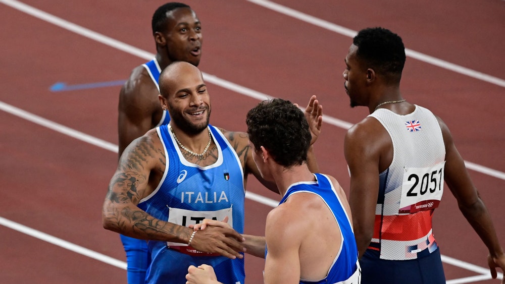 Die italienische Staffel über 4 x 100 Meter jubelt über Olympia-Gold.