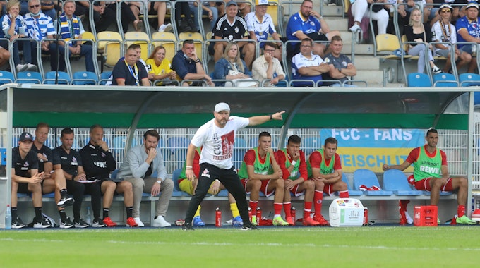 Steffen Baumgart beim DFB-Pokal-Spiel FC Carl Zeiss Jena gegen 1. FC Köln
