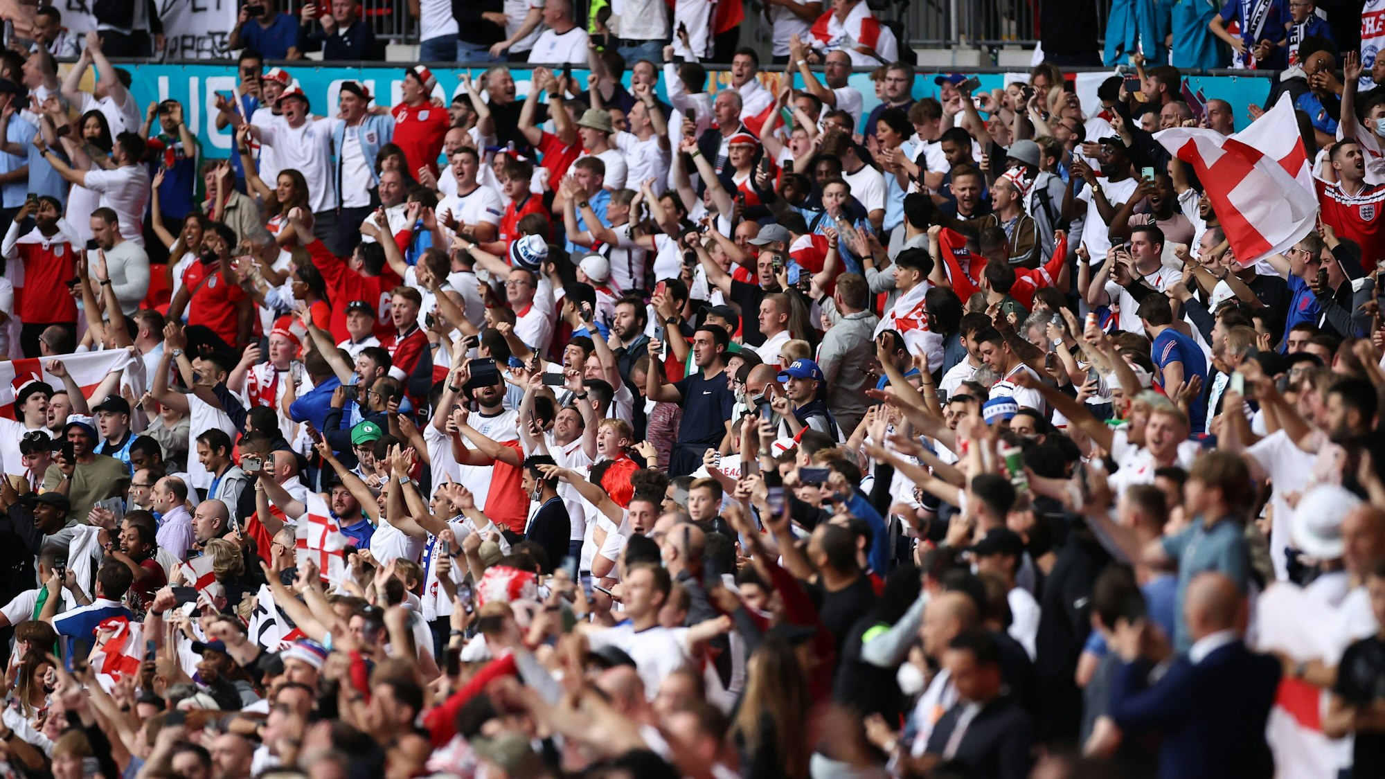 Zuschauer beim EM-Finale England gegen Italien