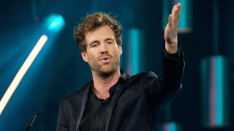 Comedian Luke Mockridge bei der Verleihung des „Deutschen Comedypreises 2019“. In einem Video hat er sich zu Vorwürfen der Vergewaltigung und sexualisierten Gewalt geäußert.