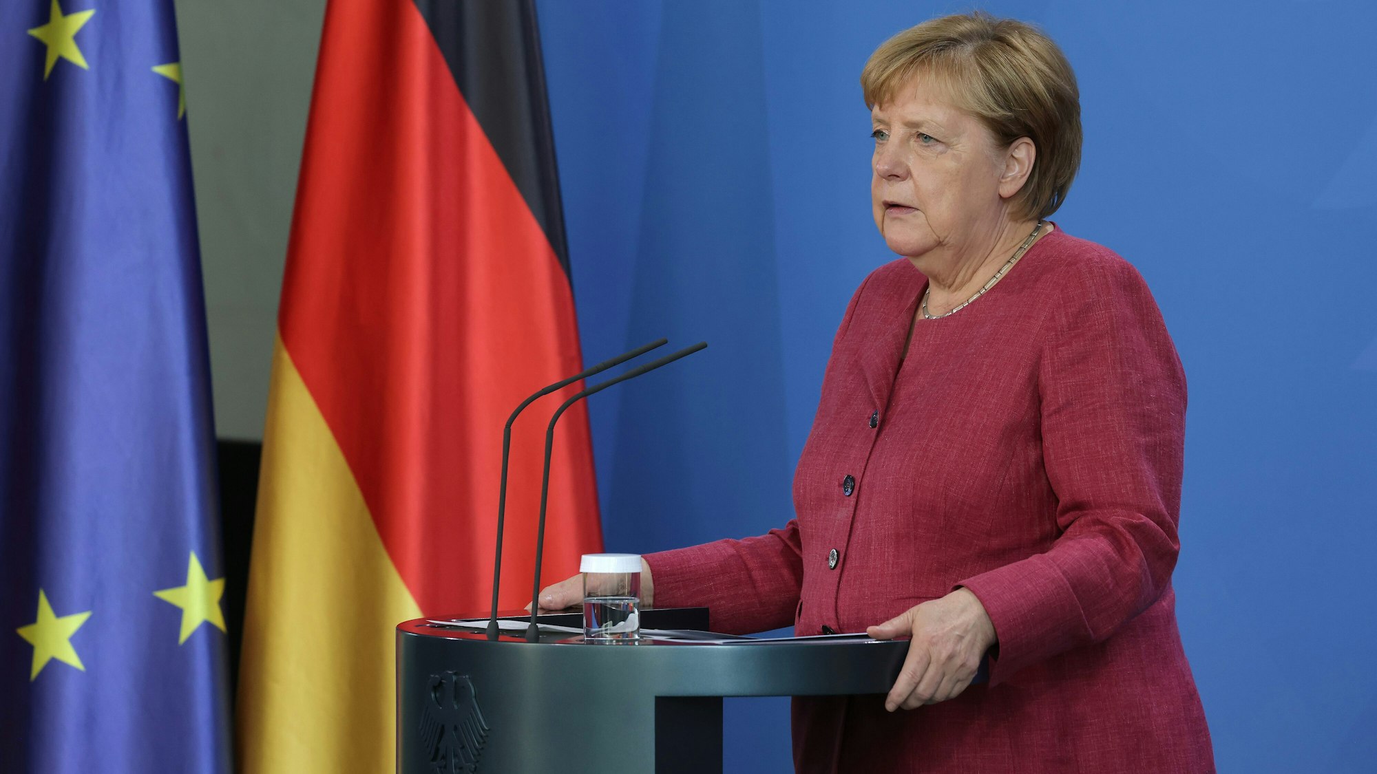 Bundeskanzlerin Angela Merkel informiert die Medien am Dienstag (24. August) bei einer Pressekonferenz nach einem virtuellen G7-Gipfel zu Afghanistan im Kanzleramt.