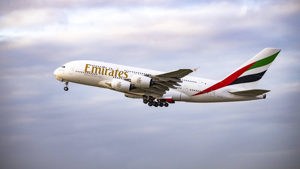 Ein Airbus A380 beim Start.&nbsp;