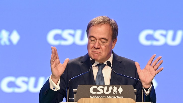 Armin Laschet, Unions-Kanzlerkandidat und CDU-Vorsitzender, spricht beim Parteitag der CSU am 12. September.