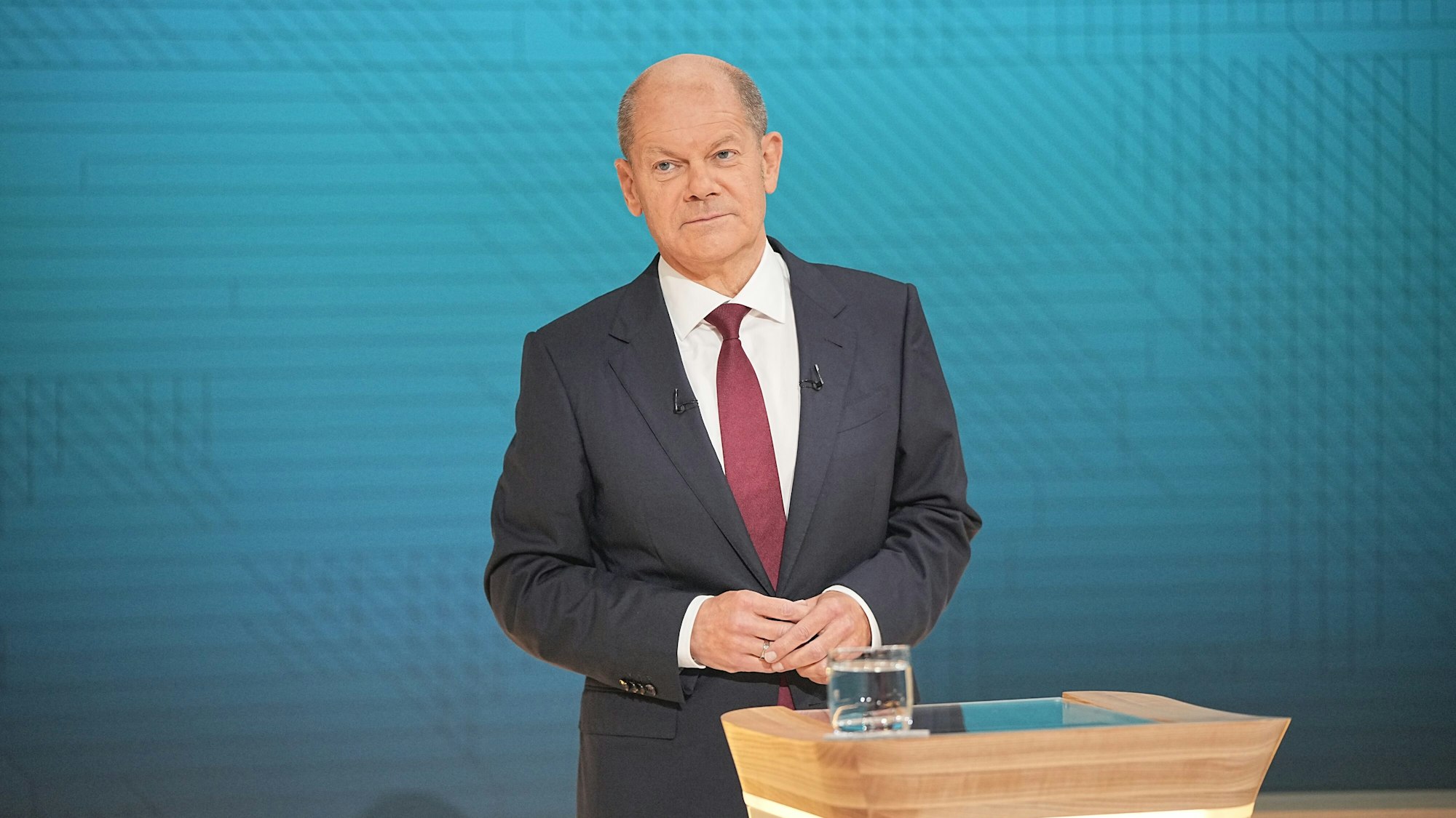 Kanzlerkandidat Olaf Scholz (SPD) beim zweiten TV-Triell gegen Armin Laschet (CDU) und Annalena Baerbock (Grüne): Der ansonsten so coole Politiker zeigte diesmal Nerven und wurde auch mal laut.