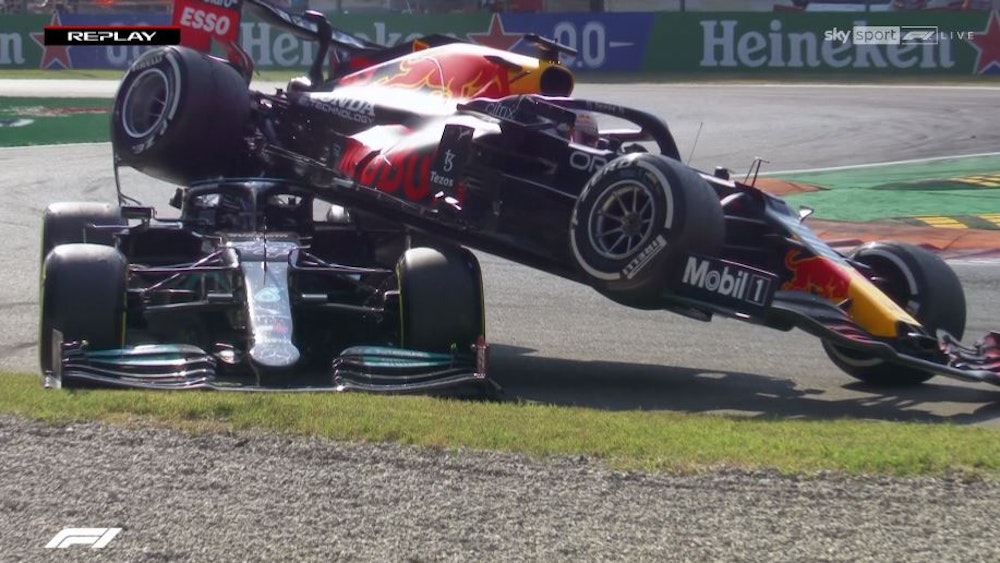 Lewis Hamilton bockt Max Verstappen beim Großen Preis von Italien auf