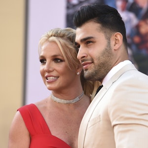 Britney Spears ist mit Sam Asghari, hier 2019 im TCL Chinese Theatre in Los Angeles, verlobt. Um dese Zeit zu genießen, löscht sie ihren Instagram-Account.