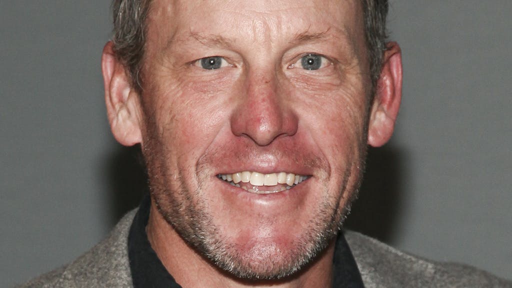 Der lebenslang wegen Dopings gesperrte frühere US-amerikanische Radprofi Lance Armstrong lächelt in die Kamera.&nbsp;