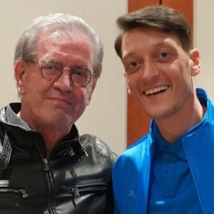 Jürgen Todenhöfer und Mesut Özil