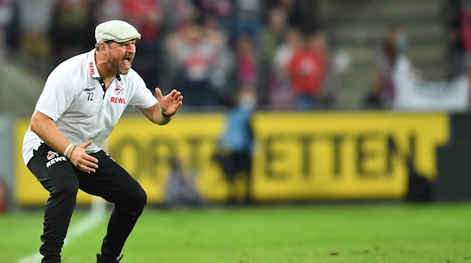 Kölns Trainer Steffen Baumgart gibt Anweisungen.&nbsp;