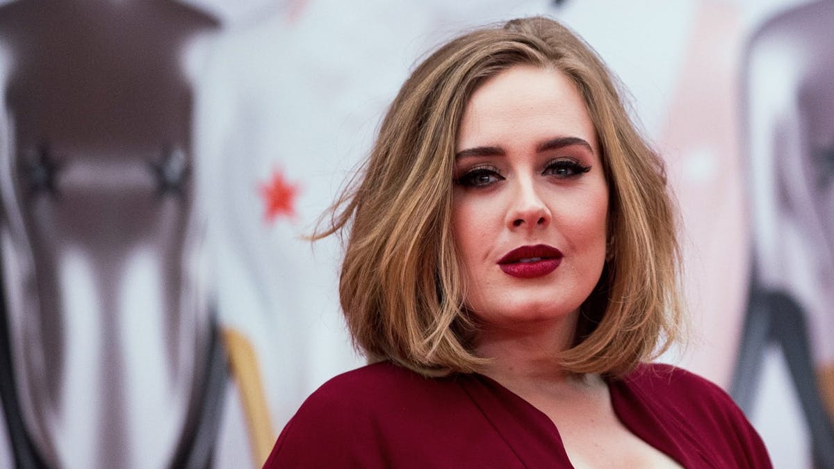 Die britische Sängerin Adele kommt zu den Brit Awards.