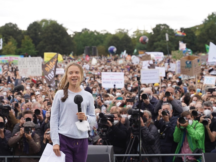 Greta Thunberg vor Tausenden Demonstranten in Berlin am 24. September 2021.