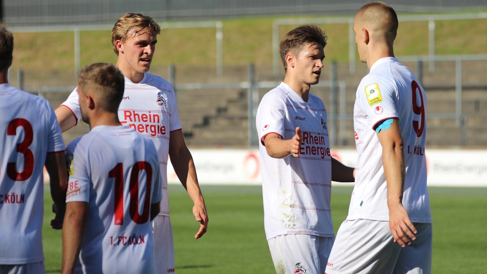 Die U21 des 1. FC Köln jubelt gegen Sportfreunde Lotte.