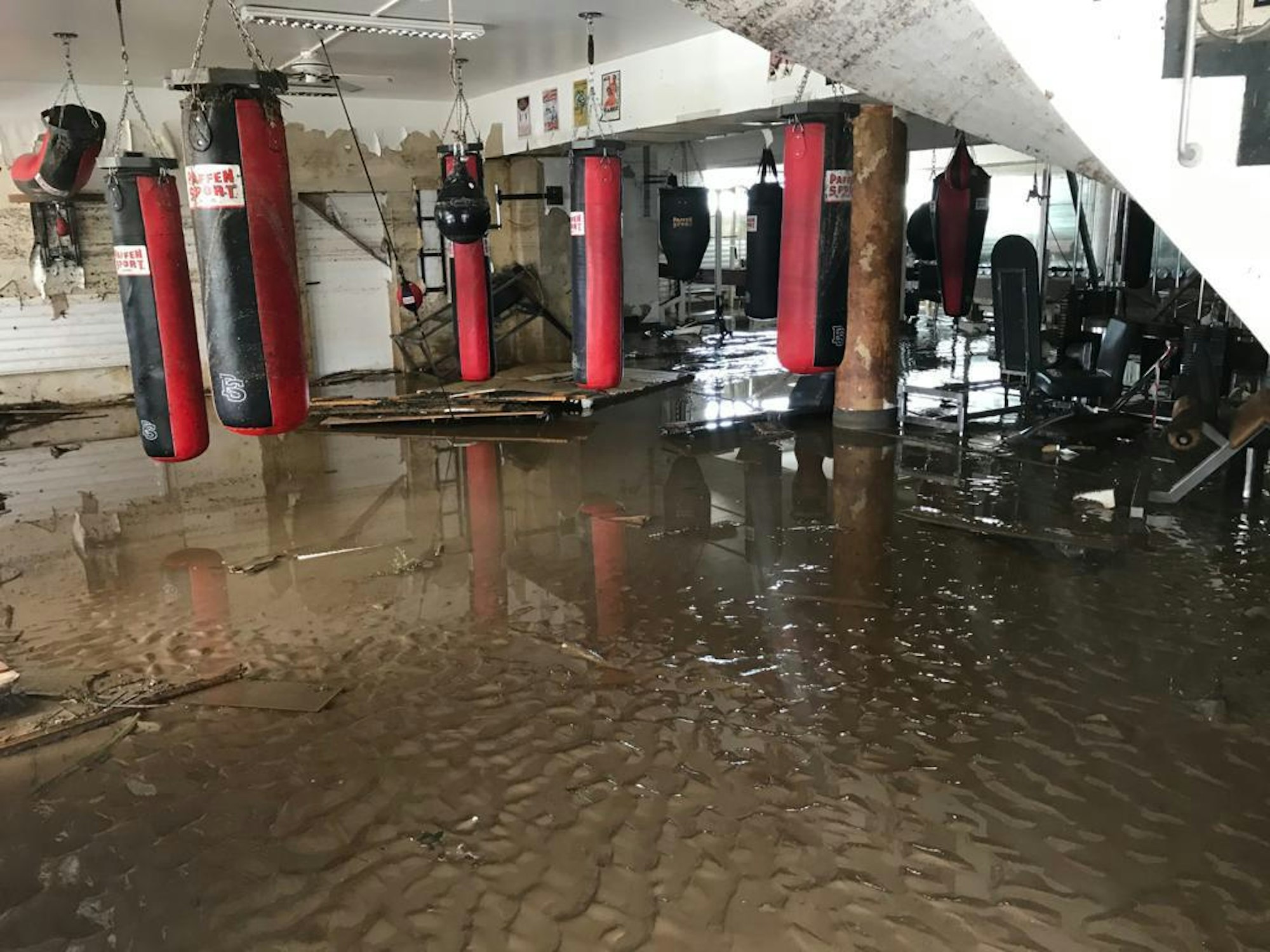 Zustand des Gyms in Bad Neuenahr während des Hochwassers (15.7.2021)