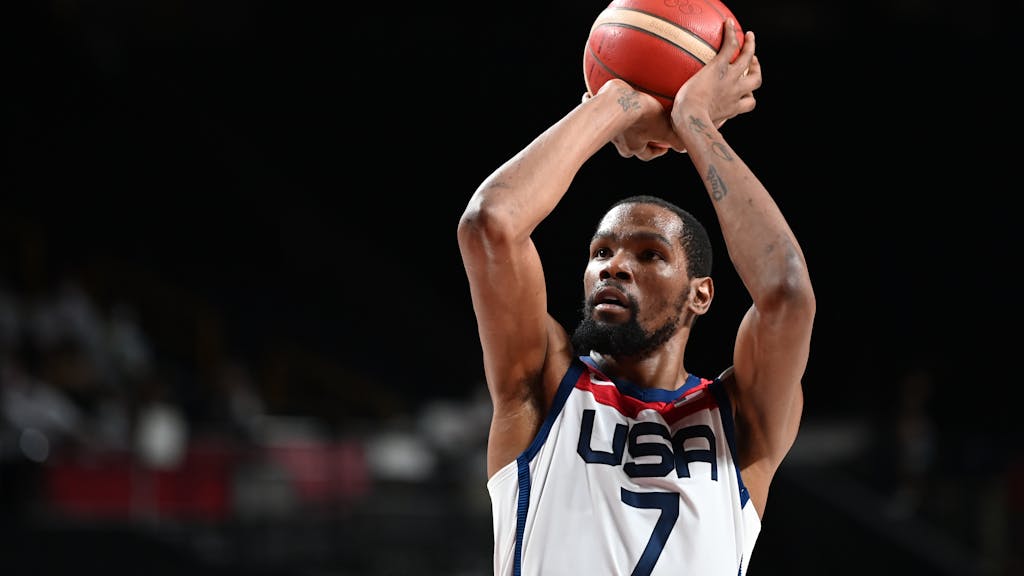 Kevin Durant aus den USA beim Olympia-Finale in Aktion.