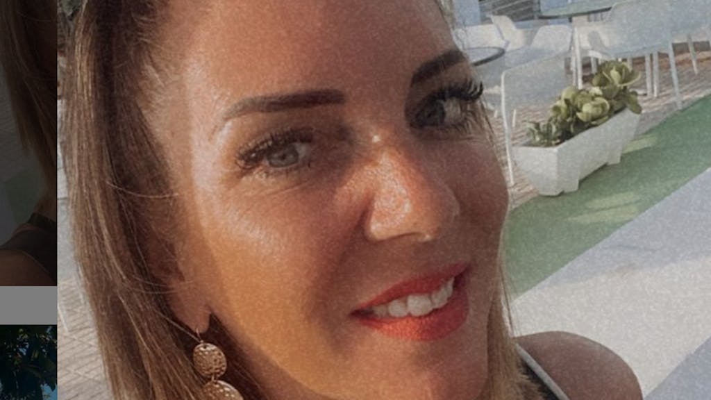 Mallorca-Auswanderin Danni Büchner lächelt auf einem Instagram-Selfie vom 11. Juli 2021 in die Kamera.&nbsp;