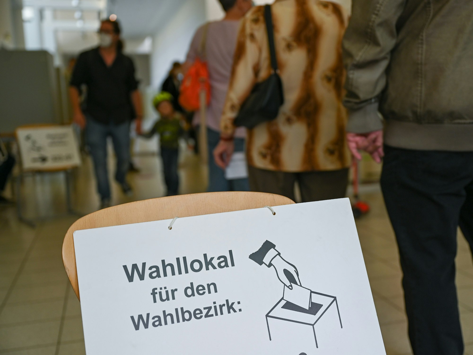 In Bergheim wurde eine Frau an einem Wahllokal abgewiesen (unser Symbolfoto zeigt ein beliebiges anderes Wahllokal bei der Bundestagswahl 2021).