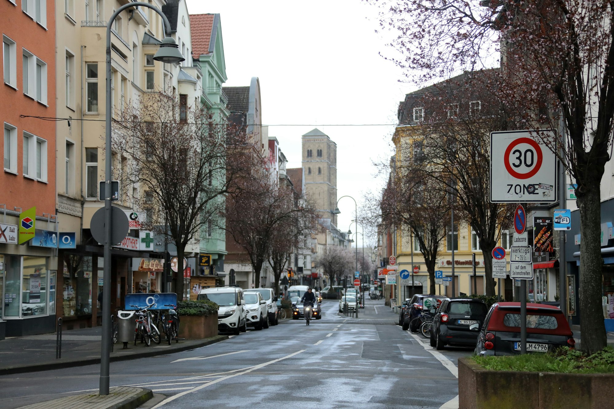 Ansicht der Straße Deutzer Freiheit in Köln