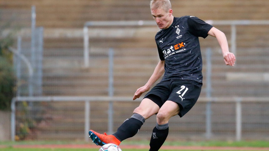 Borussias U23 verliert im Sommer ihren Kapitän Thomas Kraus, hier beim Spiel der jungen Fohlenelf gegen den SV Lippstadt am 21. November 2020.