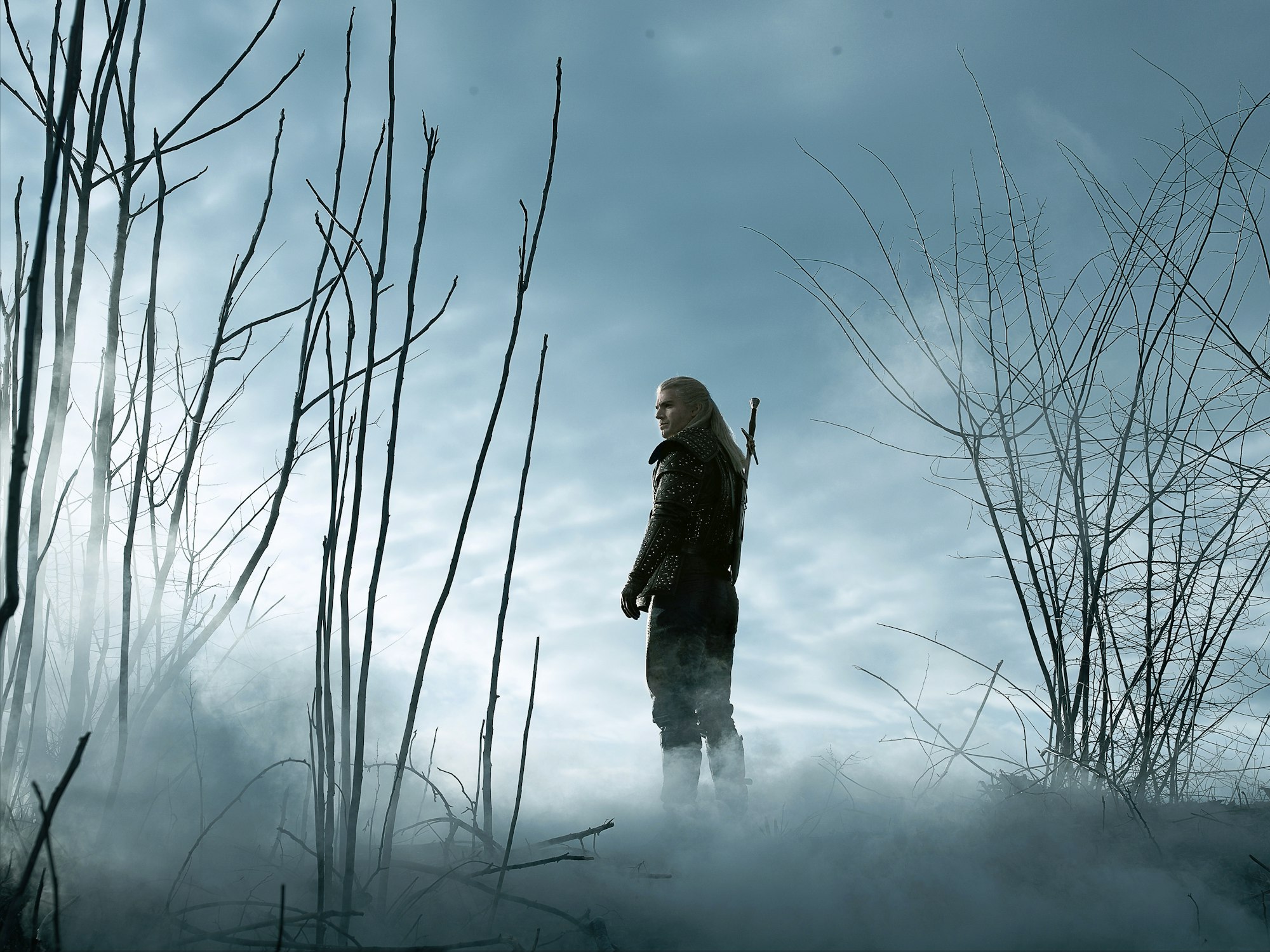 In „The Witcher“ reist Geralt von Rivia als Monsterjäger umher.