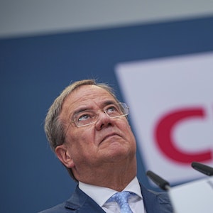 CDU-Kanzlerkandidat Armin Laschet gibt im September 2021 eine Pressekonferenz nach den Gremiensitzungen der Partei nach der Bundestagswahl 2021 im Konrad-Adenauer-Haus.