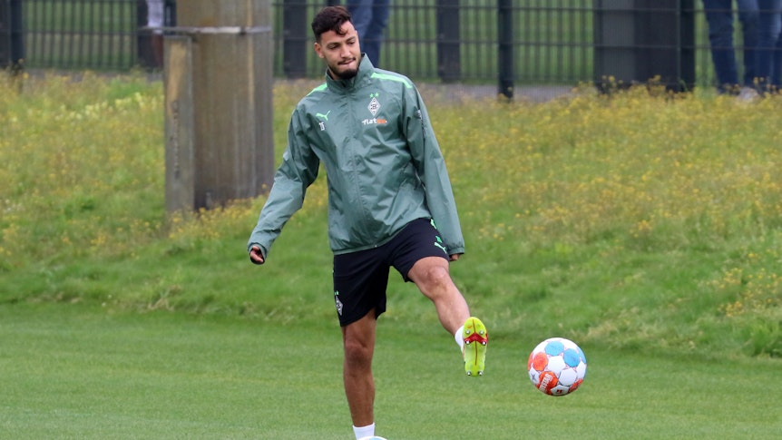Ramy Bensebaini von Borussia Mönchengladbach im Training am 17. August 2021.