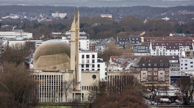 Blick Kölner Moschee an der Venloer Straße&nbsp;