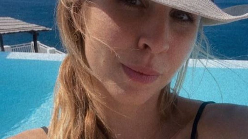 Nina Neuer im Griechenland-Urlaub